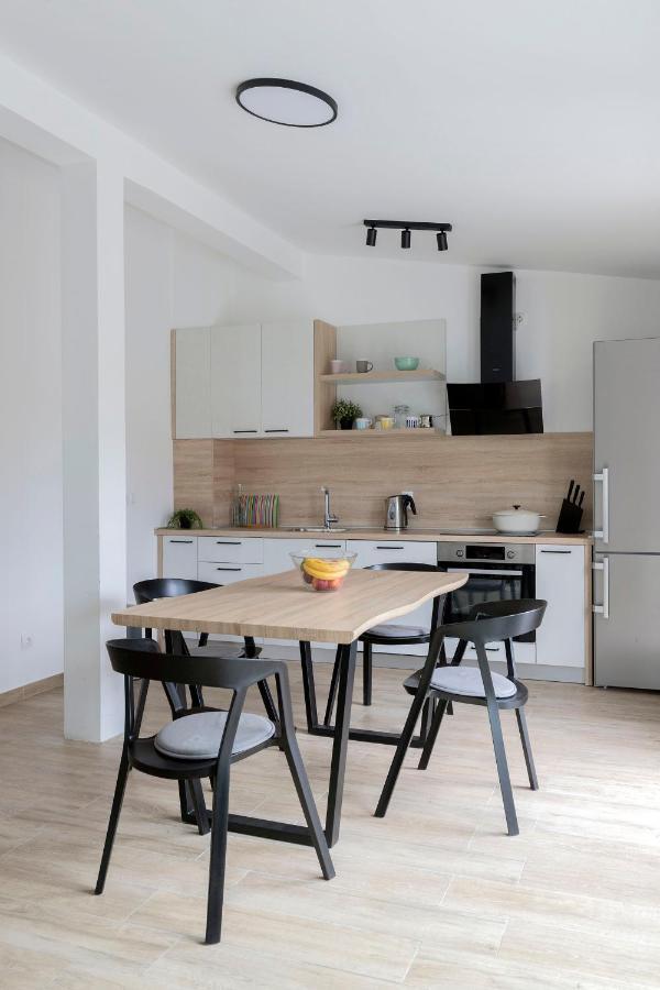 Apartman Dz Privlaka  Exteriör bild